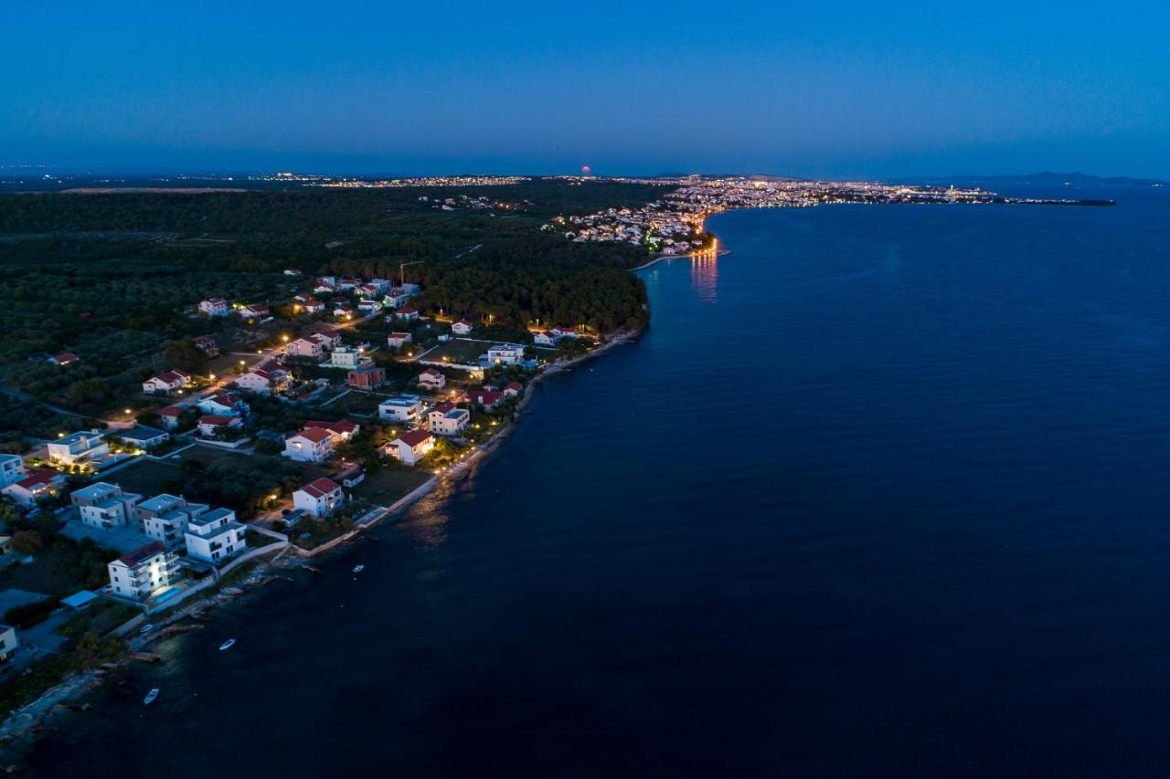 Family Friendly Seaside Apartments Kozino, Zadar - 5749 Petrcane Bagian luar foto